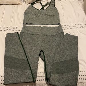 Victoria’s Secret PINK Set- like new!